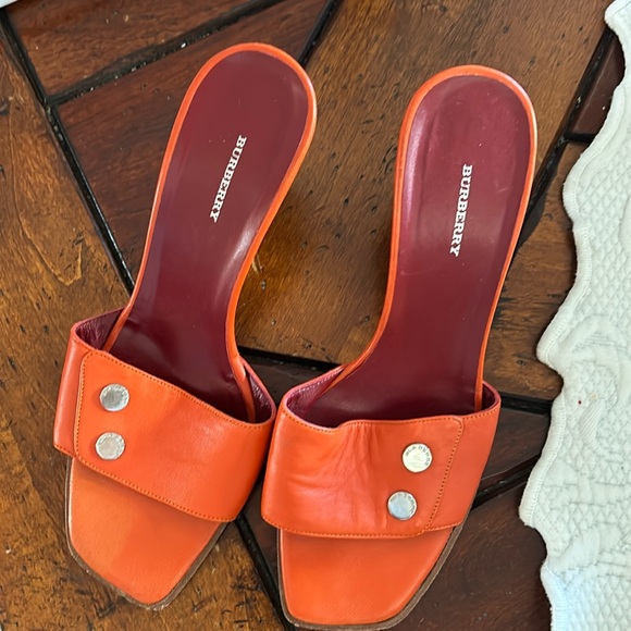 Burberry color block sandal slides. Orange.37 - Picture 1 of 12